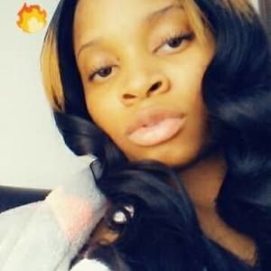 Meet your Posher, Sharita